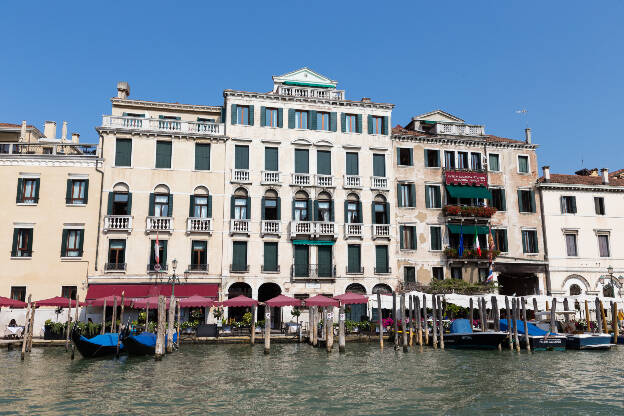 Promenade am Canal Grande