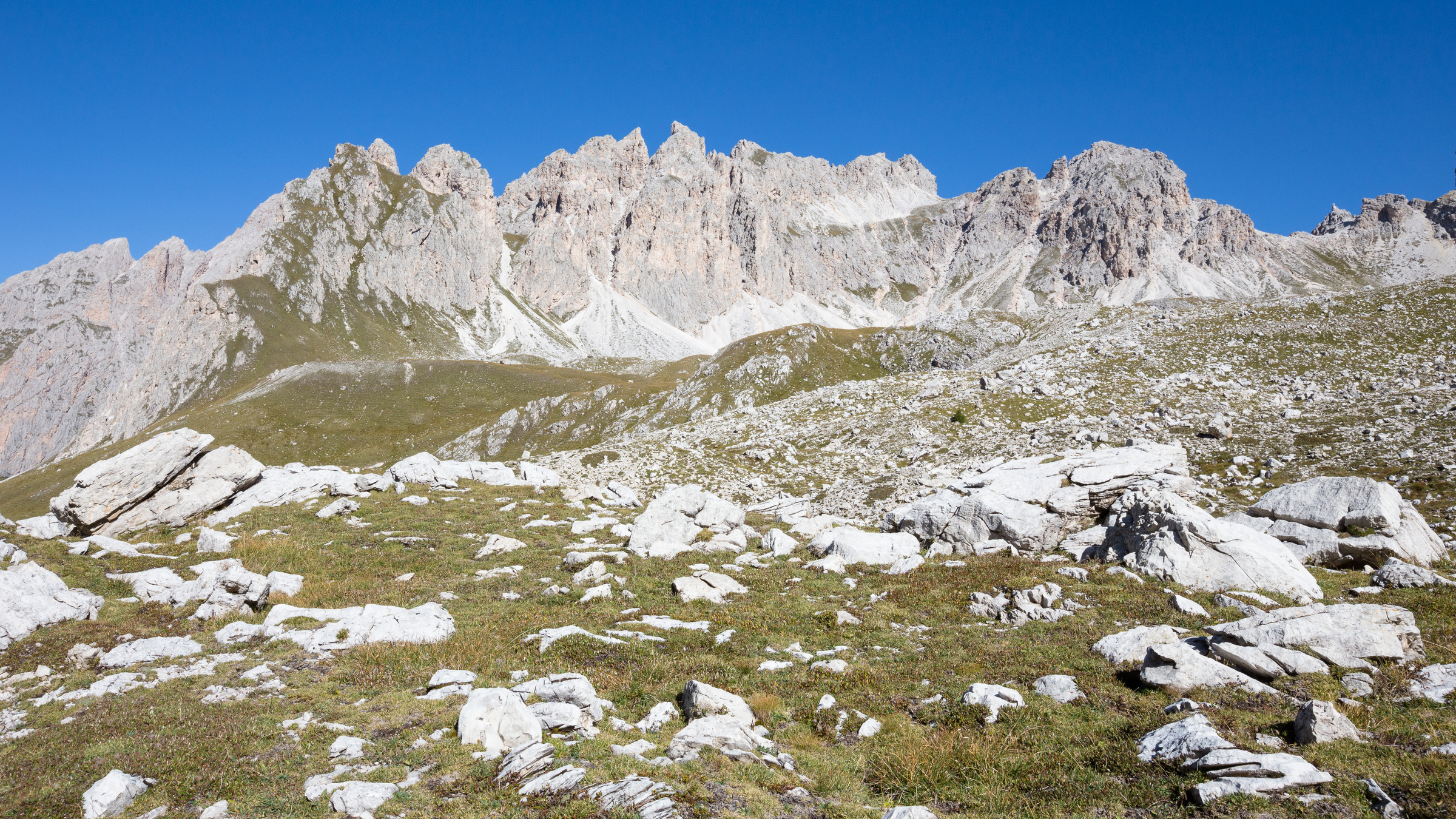 Bergkette im Naturpark Puez-Geisler