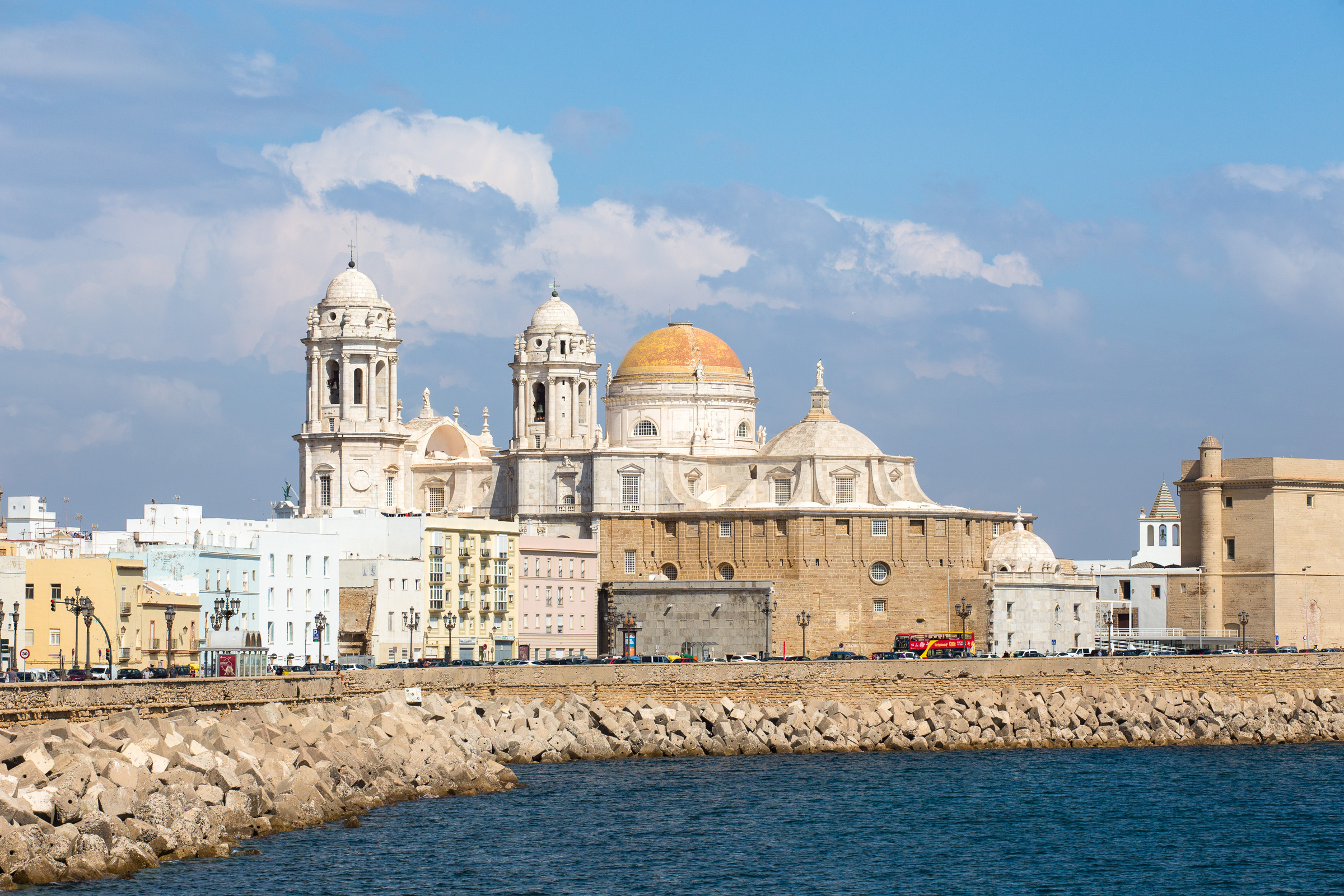 Teleaufnahme der Catedral de Santa Cruz de Cádiz