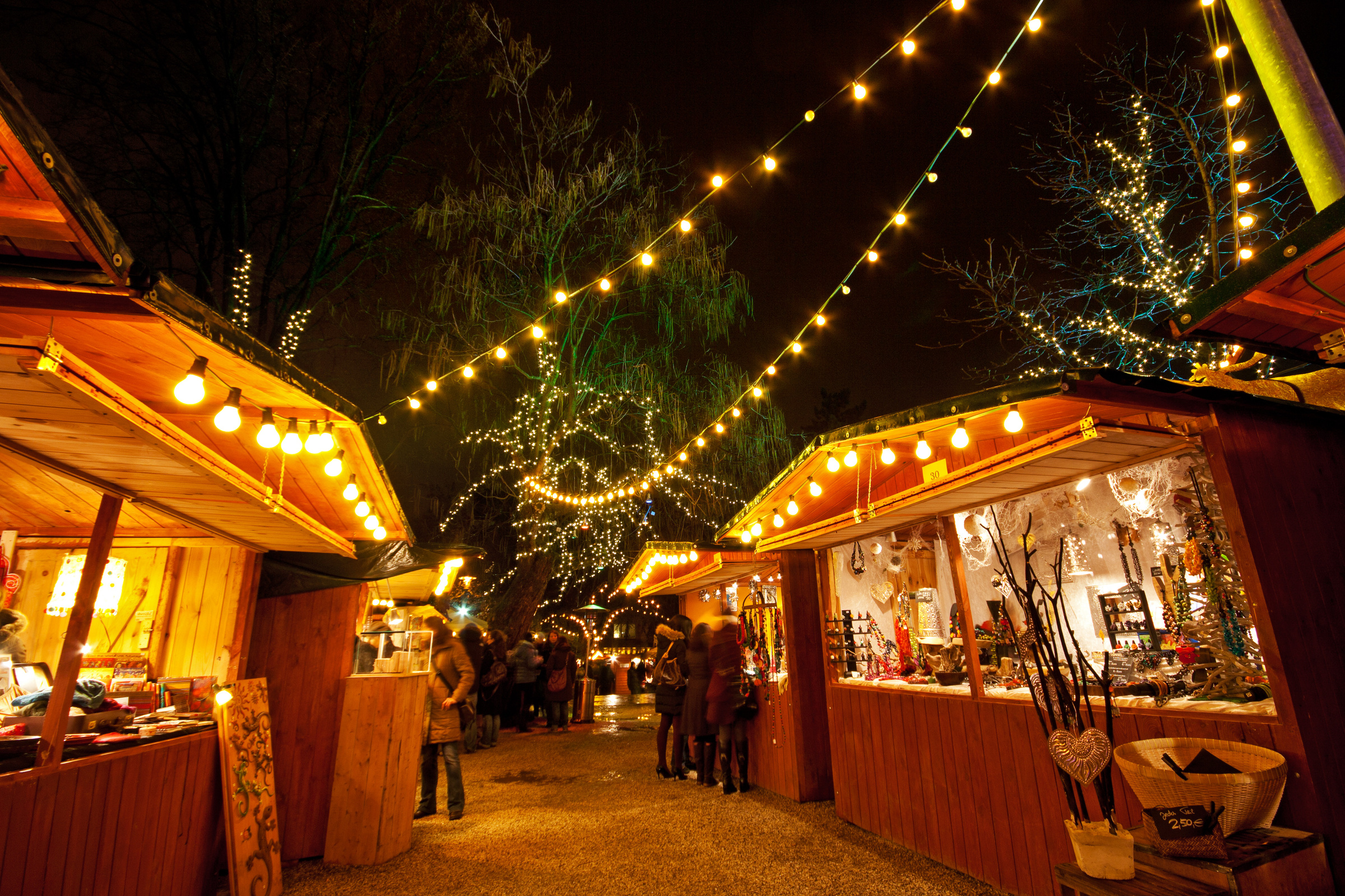 Weihnachtsmarktstände