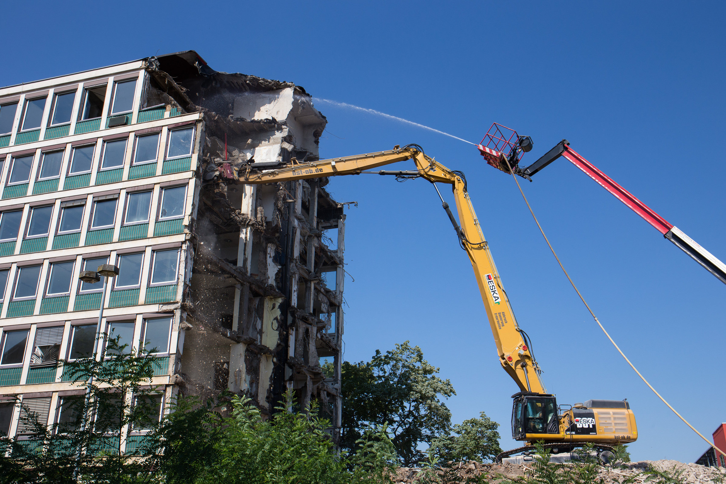 Staubentwicklung bei Abbrucharbeiten